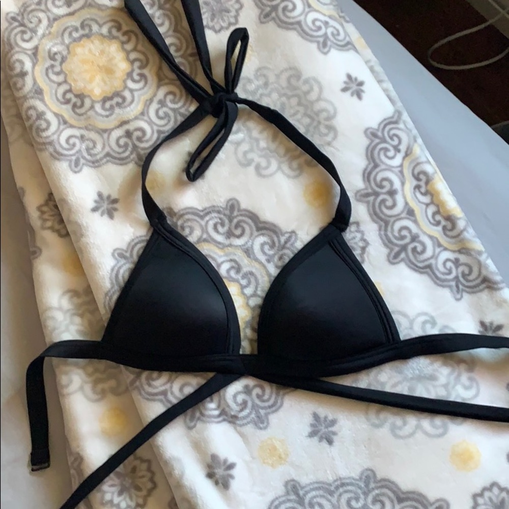 NWT Victorias Secret bathing suit top